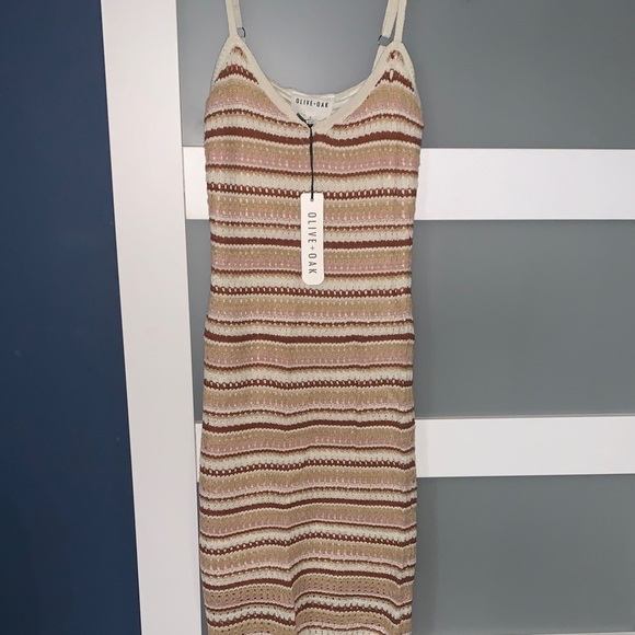Olive & Oak Dresses & Skirts - Olive & Oak Beige Striped Midi Dress